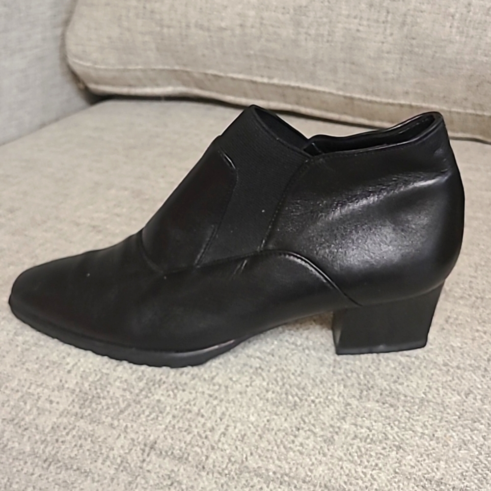 Black ankle booties